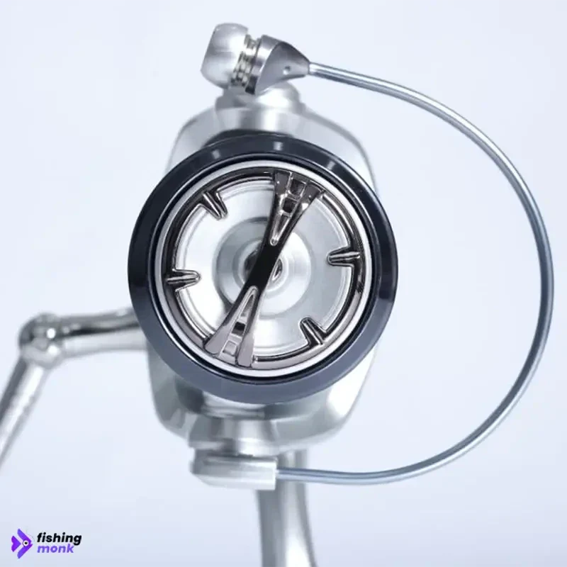 Lucana Komodo Saltwater Fishing Spinning Reel